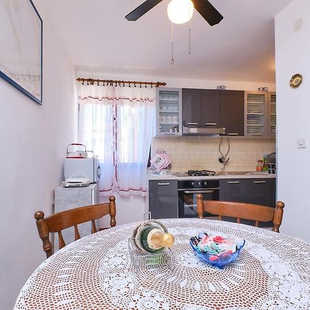Apartman Ana マリ・ロシニュ エクステリア 写真