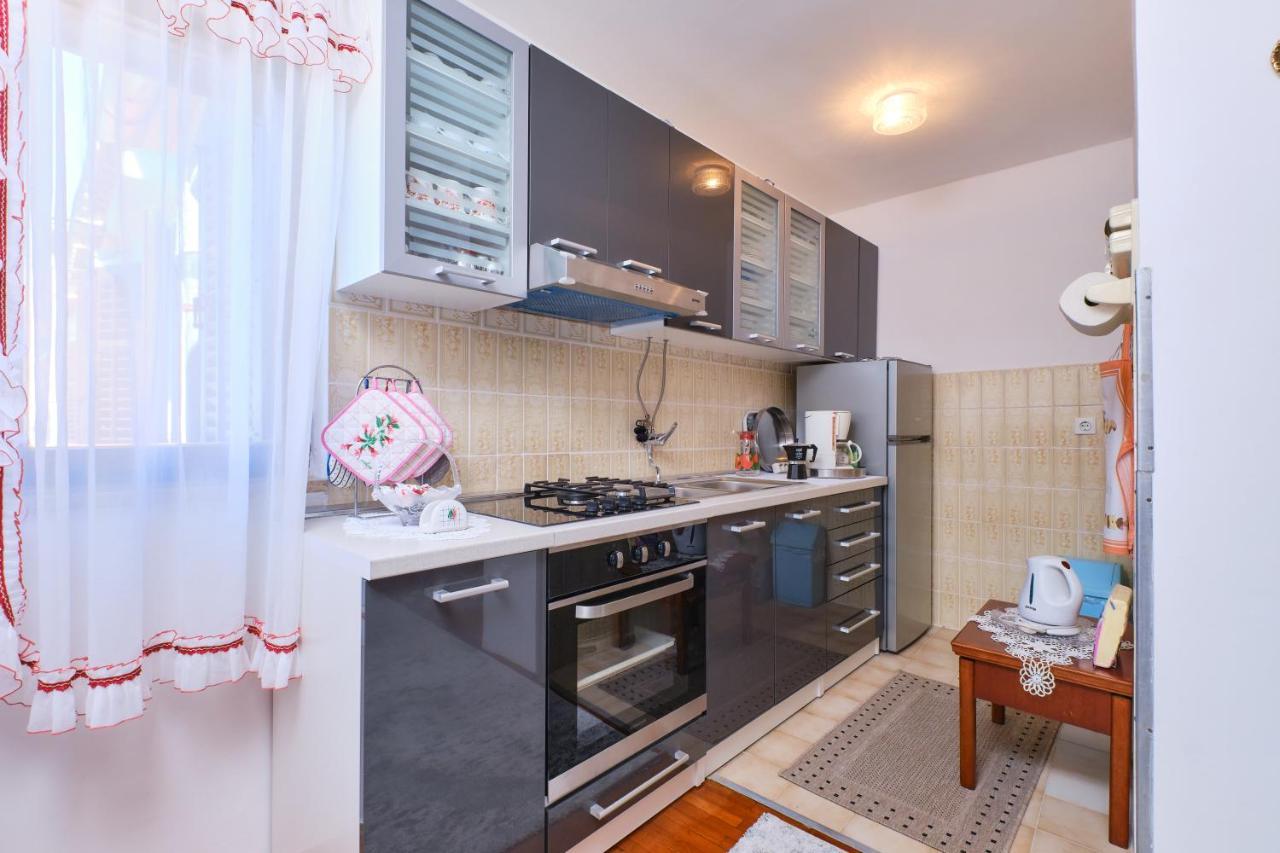 Apartman Ana マリ・ロシニュ エクステリア 写真