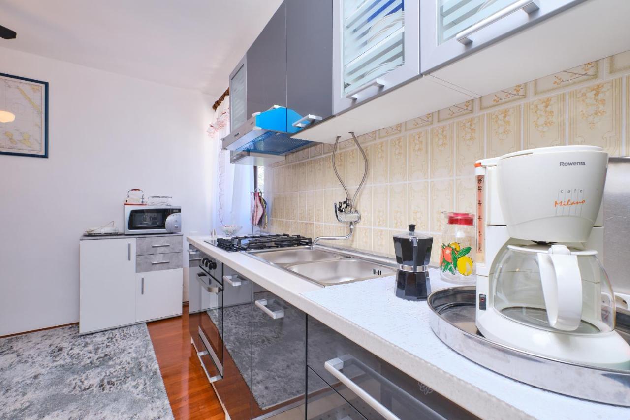 Apartman Ana マリ・ロシニュ エクステリア 写真